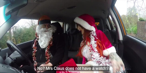 หนังโป๊ฝรั่ง hd festive anal Christmas fuck อมควยในรถยนต์