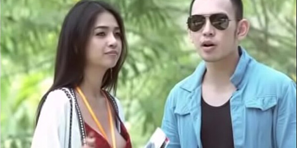 หนังเอ็กไทยยุคเก่า นัดเย็ดสาวร่าน Sales sao ron rak porns thai