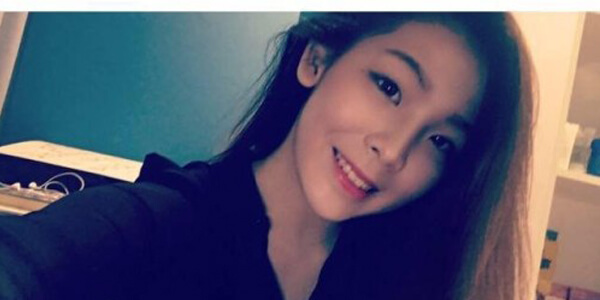 รูปโป๊ทางบ้าน สาวทางบ้านช่วยตัวเองหน้ากระจก นมสวย หีใหญ่มาก
