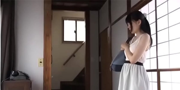 ดูคลิปโป๊ Fucking Step Father พ่อเลี้ยงหื่นเย็ดหีลูกเลี้ยงอย่างเสียว