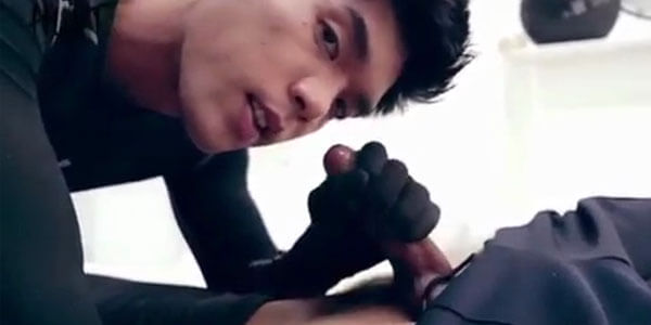ดูเกย์ไทยเอากันฟรี Hot gays make love เกย์หล่อเย็ดตูดเสียว