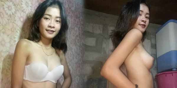 รูปหีสาวใหญ่ สาวบ้านๆโคตรมีเสน่ห์ เอวคอดร่องหีขาวปิดสนิท