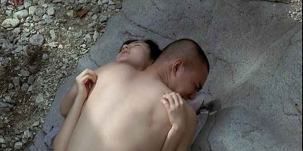 หนังอีโรติกเกาหลี R-rated movie sex scene หลอกแฟนสาวมาเสียซิงในป่า