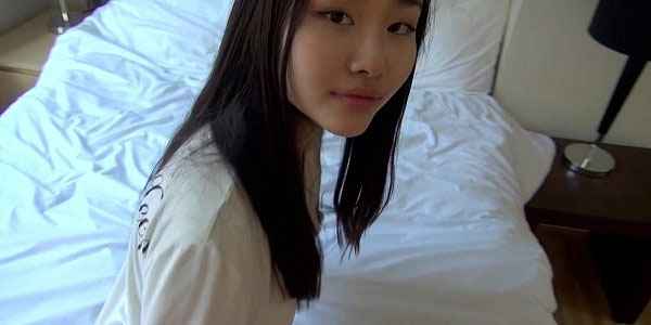 หนังเสียว Japanese teen Yumi Sugarbaby fucked เย็ดน้องหมวยหิวควย