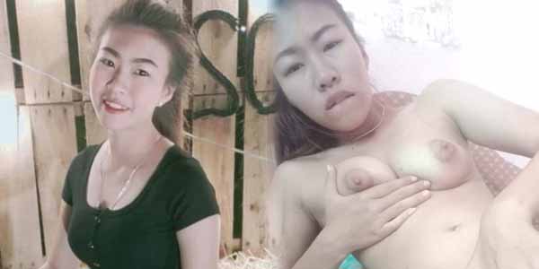 ภาพโป๊ทางบ้าน พลอยโชว์นมตั้งเต้าหีสวยๆ กลีบเนียนโกนขน
