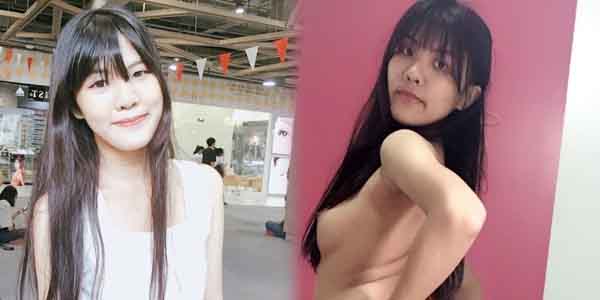 รูปหีสวย น้องนัทนั่งเหงาแหกหีโชว์ เงี่ยนจัดเกี่ยวหีอวดหนุ่มๆ