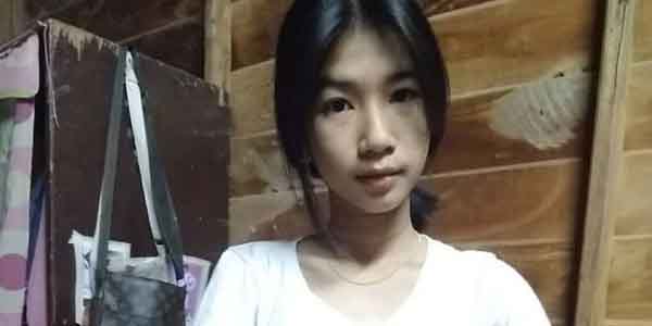 รูปหีสาวไทย วัยรุ่นหุ่นซ่อนรูปนมใหญ่ นอนยกขาเห็นหีขนดก