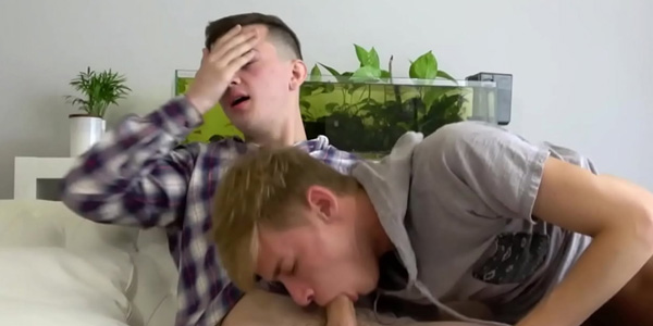 หนังเกย์ฝรั่ง Fucking Gay Twink Family ควยใหญ่เย็ดเกย์เสียว หนังเกย์ xxxxx ดูฟรี