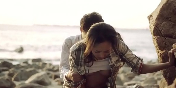 หนัง erotic แอบมาเย็ดกับเพื่อนริมทะเล ซอยหีทุกเวลาเงี่ยนควย หนังเกาหลี 18+ ฟรี