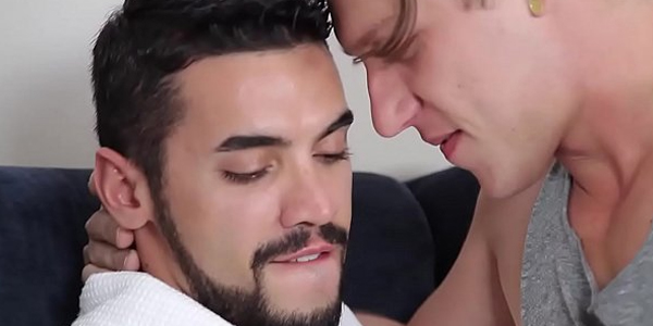 หนังโป๊ชายกับชายดูฟรี Gay hunk fucking pretty เกย์รุกเย็ดตูดหนุ่มฝรั่ง
