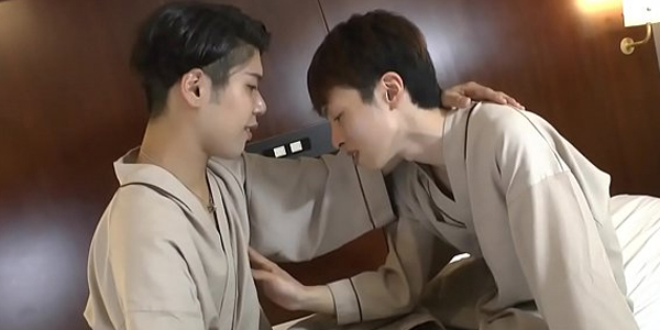 คลิปเกย์ฝรั่งดูฟรี Teen asian ass fingered เย็ดตูดเกย์หล่อกล้ามแน่น