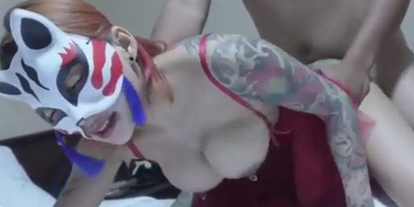 คลิปหลุดดูฟรี หลุดหน้ากากแมว Catdevilswing แตกน้ำเยอะจนต้องเอาผ้าเย็ด