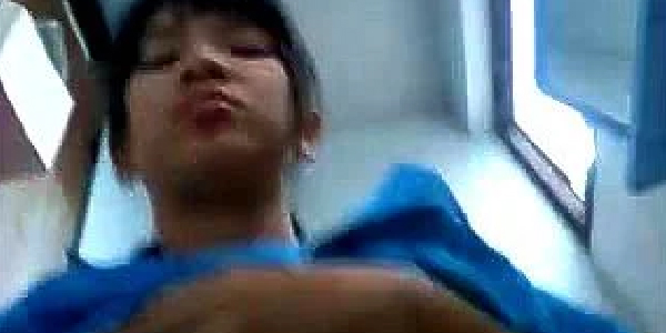คลิปโป๊ล่าสุด จับสาวเย้ดในห้องน้ำ จัดท่าหมากระแทกหีเสียงดัง