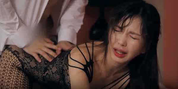 หนังอาร์ av เธอเปิดใจให้สัมผัสการเย็ด สาวร่านใส่ชุดยั่วชวนเย็ดหลายท่า
