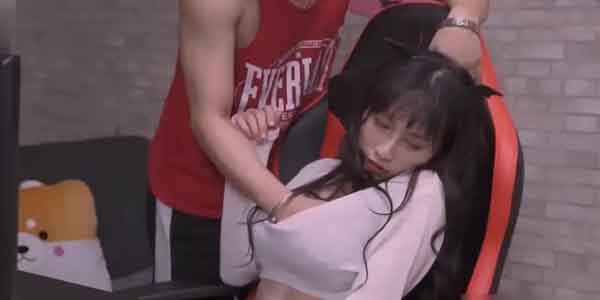 หนังเอ็กช์ จับเย็ดสาวสตรีมเมอร์ ชวนเย็ดโชว์หน้าไลฟ์สดเอากันมันส์คาชุด