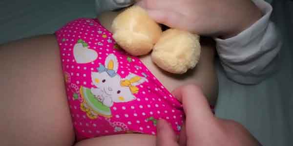 หนังไทย x ปลุกเพื่อนลูกสาวมาเย็ด โดนเย็ดแหกรูหีฟิตกระหน่ำรัวไม่หยุด