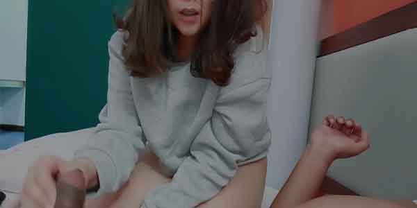 หนังโป๊ะไทย สาวแว่นจัดฟันขย่มคาชุด เอาแรงจัดเย็ดมันส์ร่อนเอวเก่งลีลาเด็ด