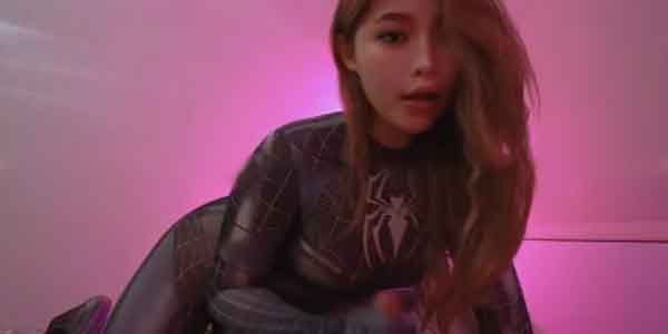 คลิป onlyfans หลุด น้องคิดตี้เย็ดคาชุดสไปดี้ เอาแรงไม่พักเย็ดสดแตกในคารู